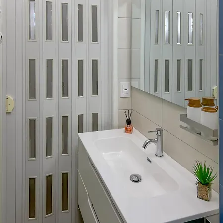 Apartment Loft32pavia, Moderno Di 60mq In Zona Stazione
